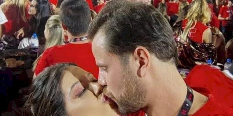 Fã dá em cima de Gustavo e leva invertida do ex-BBB: “Comprometido”; confira