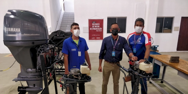 SENAI da PB capacita instrutores da área de mecânico de motor de embarcação de Pernambuco