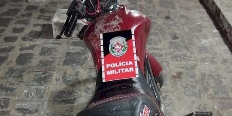 Policiais recuperam motocicleta com registro de roubo/furto na área do 14º Batalhão