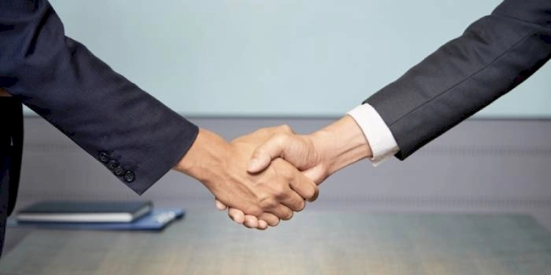 FIEP realiza capacitação sobre contratos internacionais