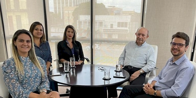 Presidente da FIEP participa de reunião com representantes da PMJP para discutir oferta de cursos profissionalizantes para população 