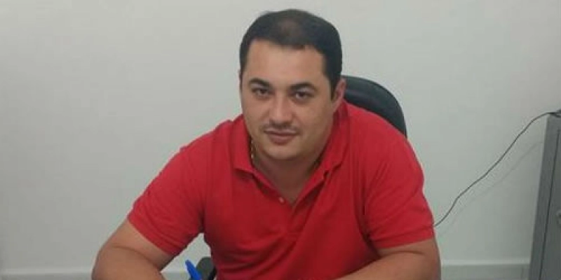 Em Cachoeira dos Índios, Prefeito é denunciado no MP por perseguição a Servidor