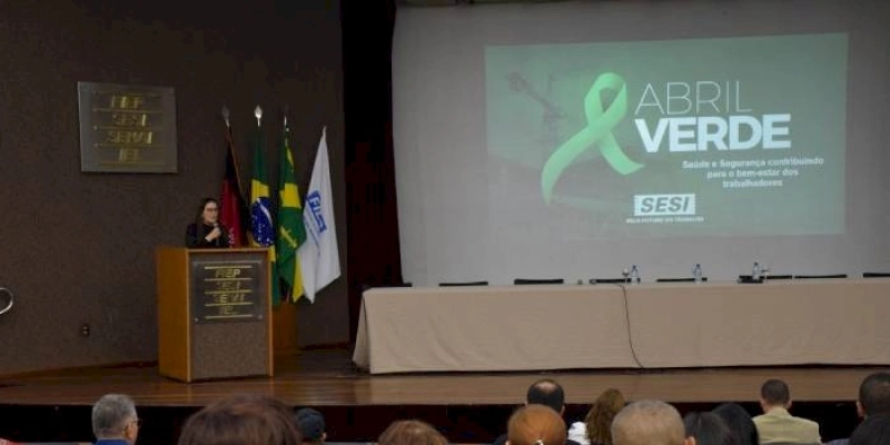 Abril Verde: Profissionais da área de Saúde e Segurança do Trabalho participam de Seminário na FIEP