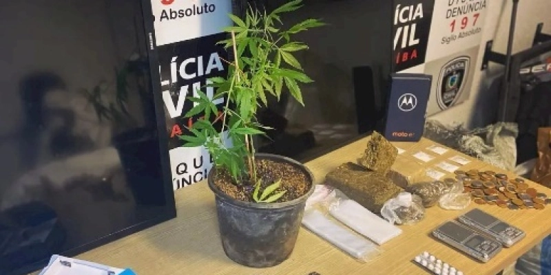 Albergado  é detido com maconha e objetos que caracterizam o tráfico de drogas 