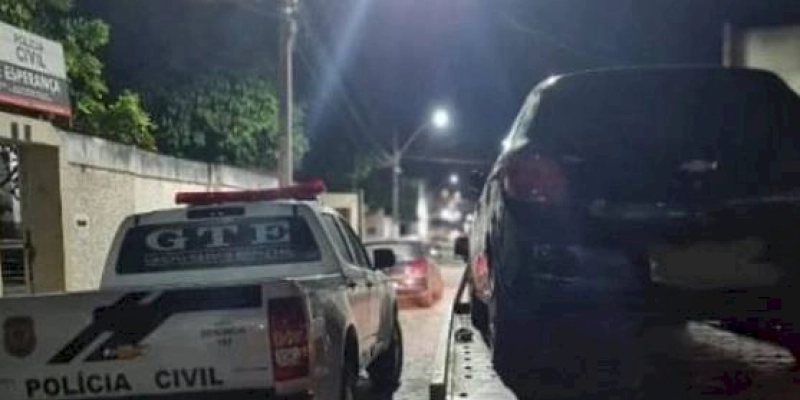 GTE recupera carro roubado que estava escondido em uma propriedade no interior da Paraíba