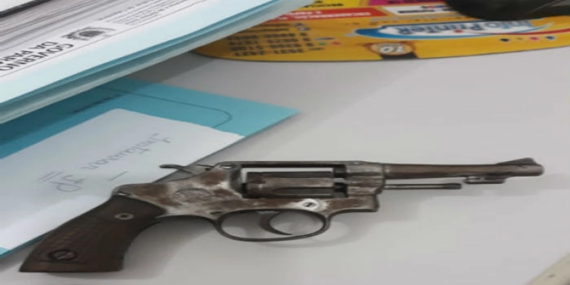 Arma de fogo é apreendida em poder de Jovem durante festa no Sertão