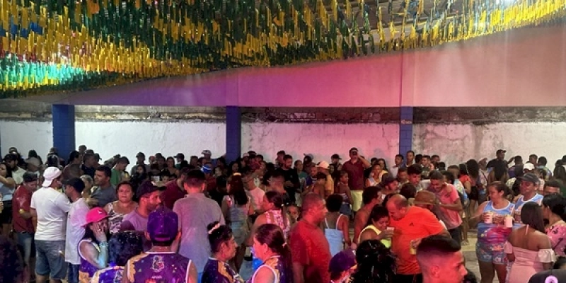 Carnaval de Sousa é marcado pela alegria e diversão dos foliões