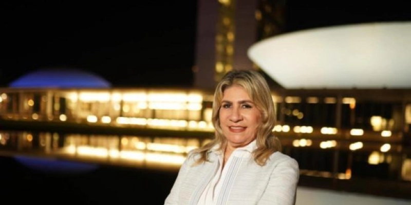 Edna Henrique solicita urgência na votação do projeto que atende demandas históricas da enfermagem