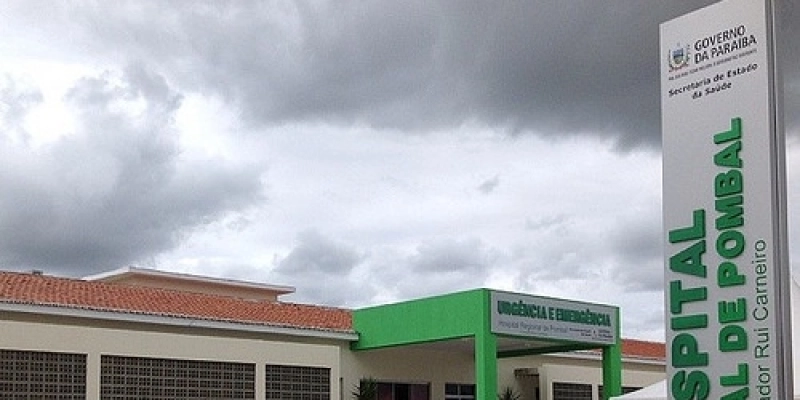 Capotamento deixa empresário ferido entre Coremas e Cajazeirinhas