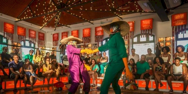 Caravana Interatos leva espetáculo de dança a Riacho de Santo Antônio