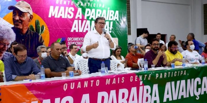 Azevêdo autoriza novas obras e entrega benefícios em audiência do ODE com recorde de público em Itaporanga