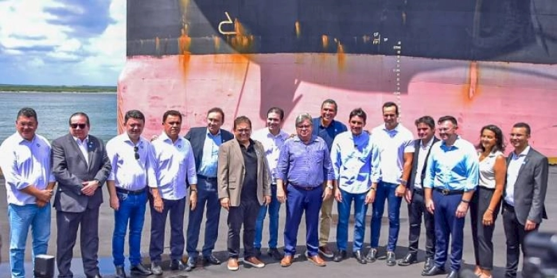 Deputados prestigiam visita do ministro Silvio Costa Filho ao Porto de Cabedelo