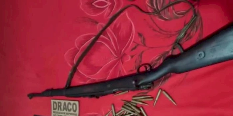 Ação da DRACO e Policiais do 12º BPM apreende fuzil, calibre .7,62, em Catolé Do Rocha
