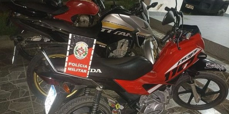 Policiais da ROTAM se deparam com menores pilotando motocicletas na cidade de Pombal
