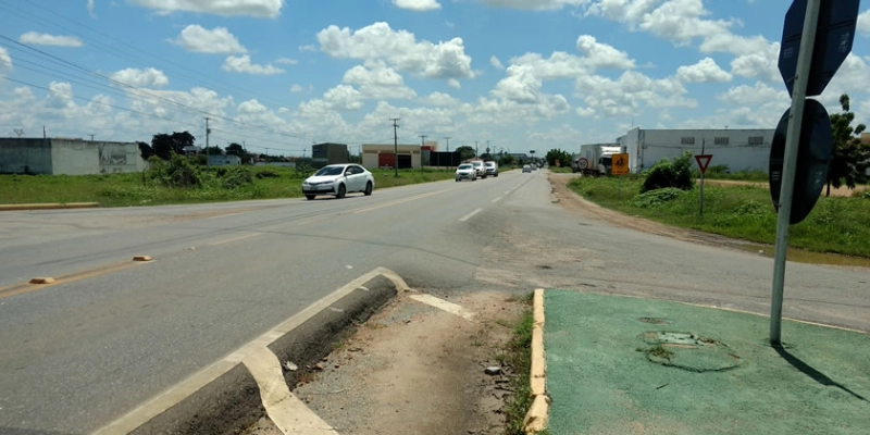 Município não pode impedir Dnit de remover construções irregulares de rodovia; Em Sousa existem várias edificações irregulares as margens da BR 230 