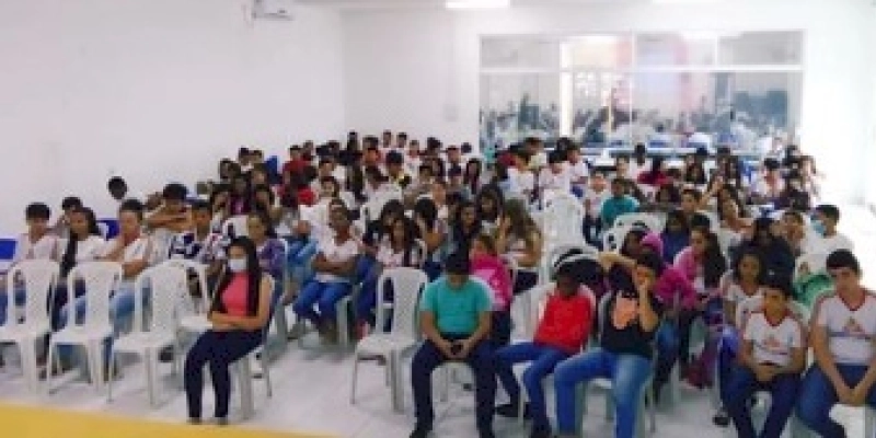 Vigilância Ambiental de Aparecida em parceria com a Secretaria de Educação, ministra palestra sobre a importância da preservação da água 