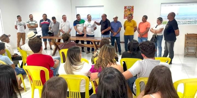 Reunião de lideranças oposicionistas confirma Júnior do Peixe pré-candidato a Prefeito em Marizópolis, e Zé de Pedrinho comenta “tiro no pé” do Primo ex-prefeito; Assista