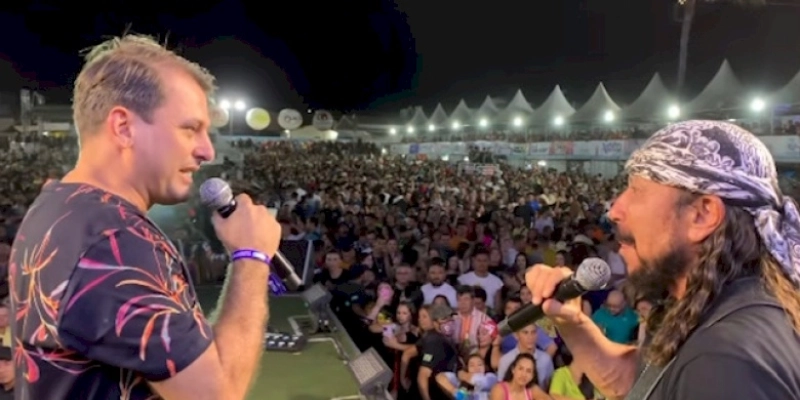 Prefeito Ball Lins encerra Festival Micaranhas ao Lado de Bell Marques em São José de Piranhas 