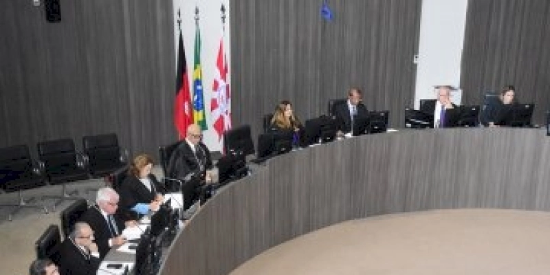 Prefeito paraibano é denunciado pelo MP por permitir depósito de resíduos sólidos urbanos em local não autorizado, causando poluição e danos à saúde humana 