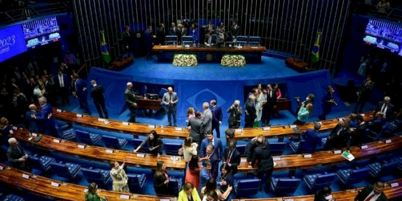 Conselho de Ética analisa seis casos por quebra de decoro no Senado