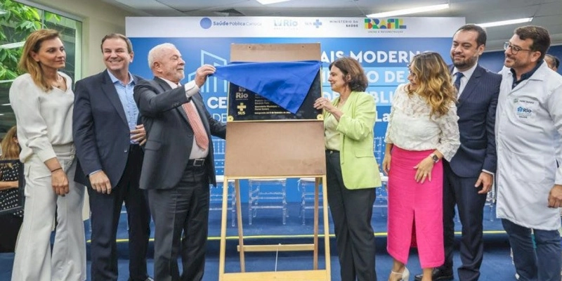 No Rio de Janeiro, Lula lança programa para reduzir filas do SUS