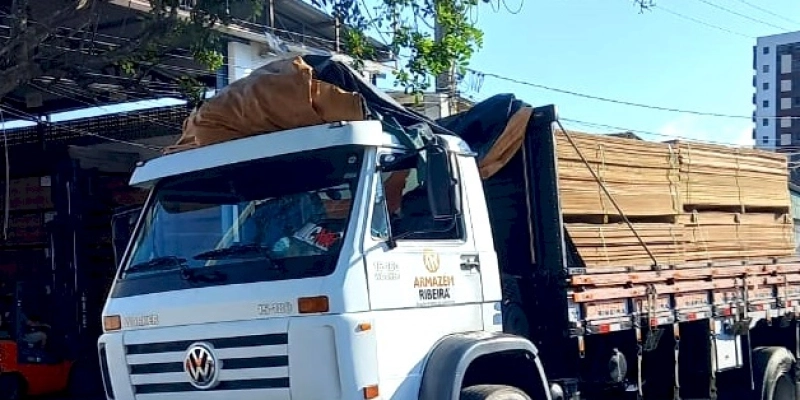 Chapas de MDF sem documento fiscal são apreendidas pela SEFAZ-PB no interior do estado 