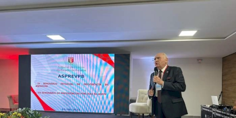 Nominando Diniz realiza palestra sobre regime previdenciário no IV Seminário da Associação Paraibana dos Regimes Próprios