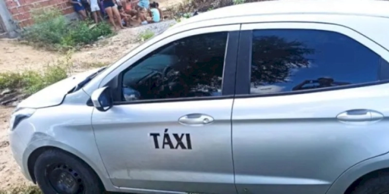 Carro utilizado em tentativa de homicídio é localizado e recuperado pela polícia, no Sertão 