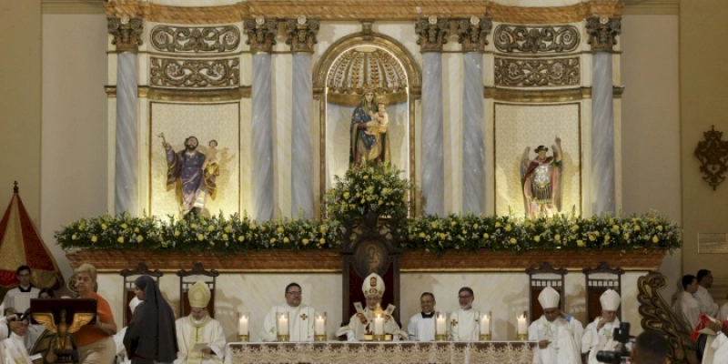 Cícero Lucena dá boas-vindas a Dom Alcivan Tadeus e deseja cumprimento de missão de paz junto aos fiéis