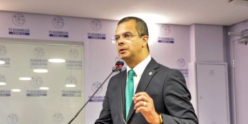 Jutay destaca importância de sanção da lei de prevenção ao suicídio para policiais, mas lamenta vetos