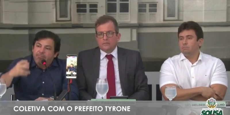 Zenildo declara seu amor por Sousa, e críticas a fugacidade, e superficialidade dos aventureiros; Assista 