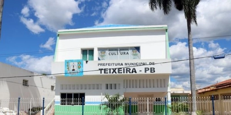 Teixeira tinha 613 temporários contra 445 efetivos; TCE-PB mantém apontamentos e retira multa de ex-prefeito