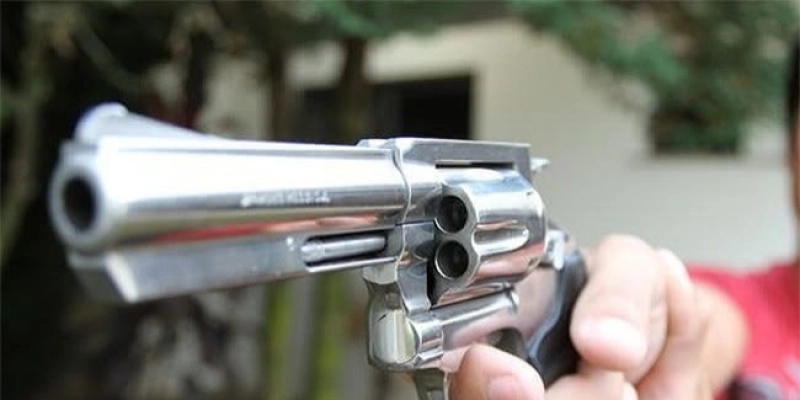 No Sertão - Jovem é atingido por disparo de arma de fogo nesta terça