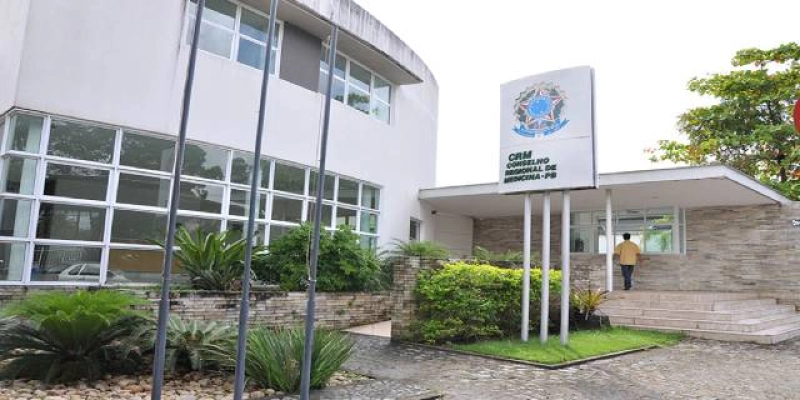 URGENTE: CRM-PB e MP se reúnem para cobrar explicações da PMCG sobre denúncia de ‘furo’ na fila de vacinação da Covid-19