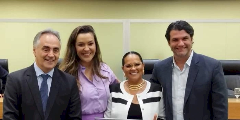 Assembleia concede título de cidadania paraibana à jornalista Sandra Macedo