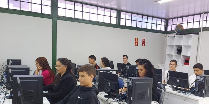 SESI abre inscrições para novas turmas do Curso de Informática
