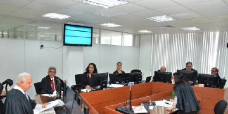 Servidor que teve nome divulgado pela imprensa em lista de codificados não tem direito à indenização