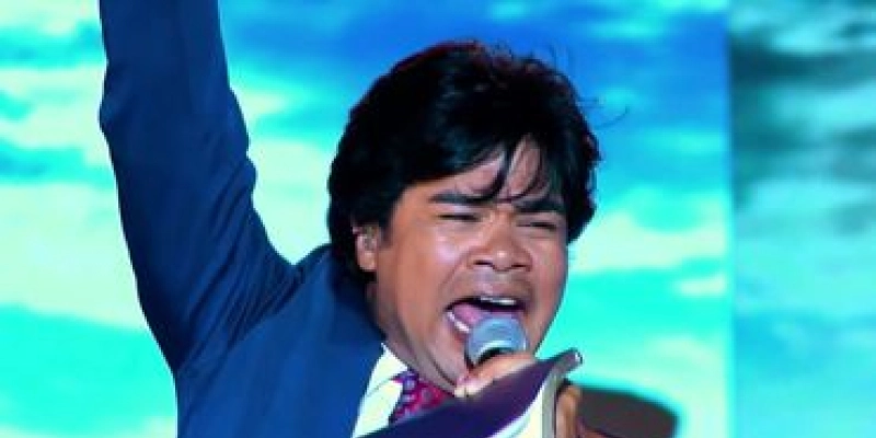 Samuel Mariano é ameaçado por ativistas gays