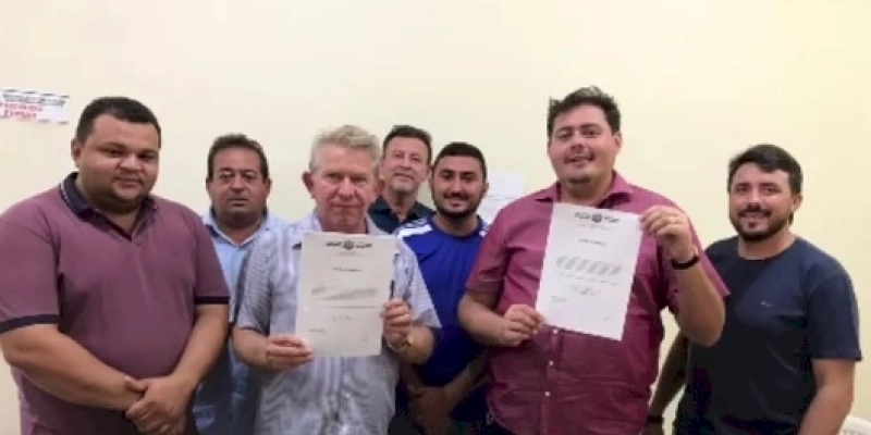 Ordem de serviço para construção do terminal de passageiros no município de Nazarezinho é assinada pelo prefeito, Marcelo do Vale