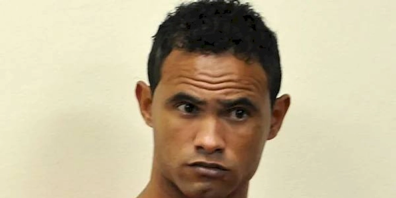 Justiça concede liberdade condicional ao goleiro Bruno
