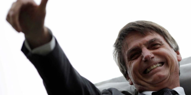 Durante greve, Bolsonaro cresce e tem empate técnico com Lula em SP