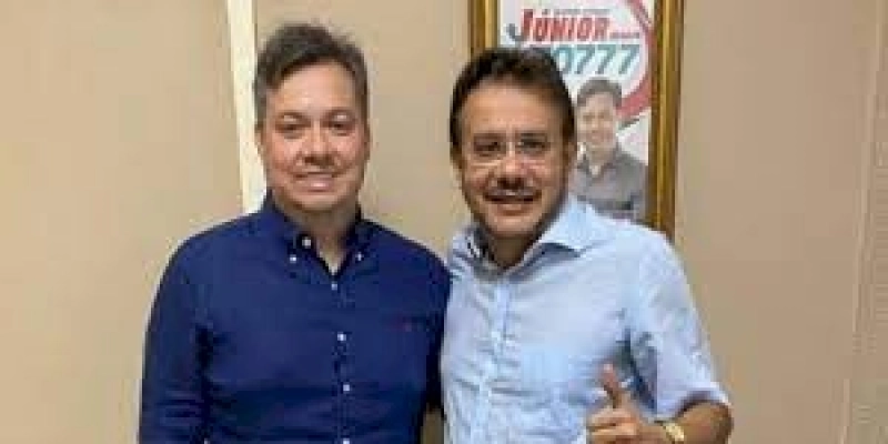Zé Aldemir, Júnior Araújo, Carlos Antônio, e Denise Albuquerque no mesmo palanque em Cajazeiras 
