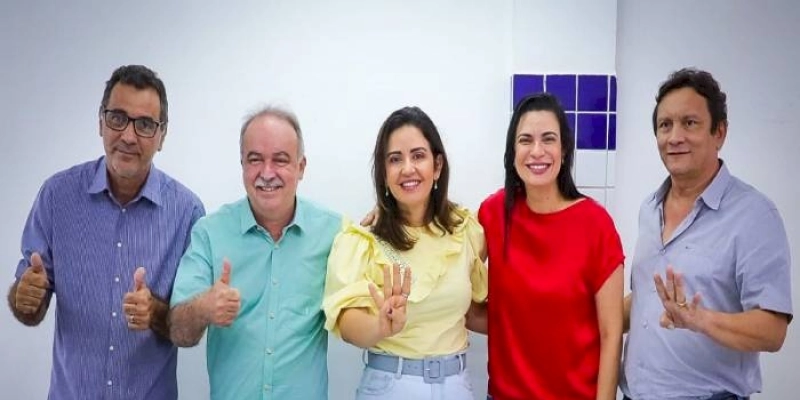 Pollyanna Dutra recebe apoio do PC do B