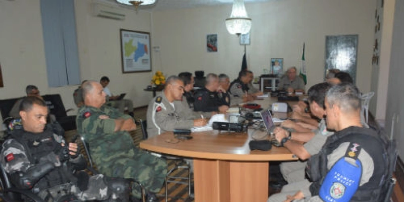 Polícia Militar reforça segurança nas áreas comerciais e corredores bancários na última semana de novembro