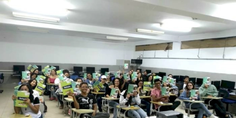 Se Liga no Enem: Mais de 1.000 estudantes da Rede Estadual participam de aulas presenciais