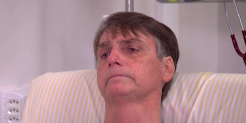 Durante entrevista a Jovem Pan, Bolsonaro diz pela primeira vez que: “Estou vivo por uma obra de Deus”; Assista aqui