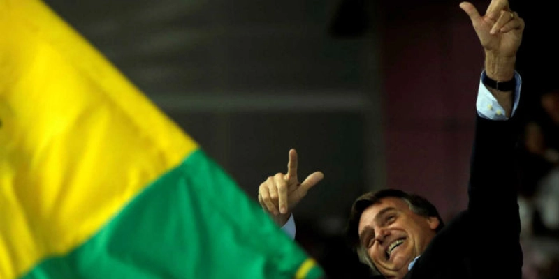 Bolsonaro tem 26%; Haddad e Ciro têm 13% cada um, diz Datafolha