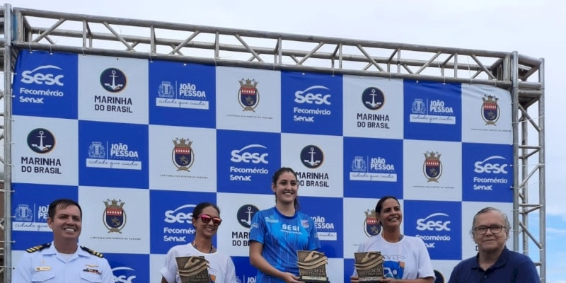 Atletas do SESI PB vencem Maratona Aquática em João Pessoa