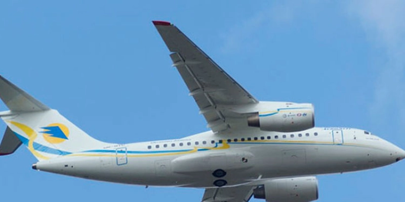 Avião com 71 pessoas a bordo cai nos arredores de Moscou