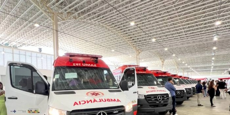 Deputado Wilson Santiago comemora entrega de novas ambulâncias do SAMU 192, na Paraíba